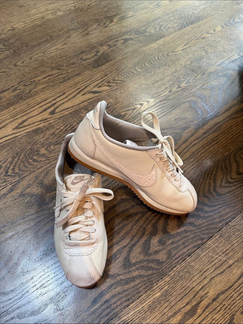 Nike Women's Light Beige Retro Cortez Sneakers